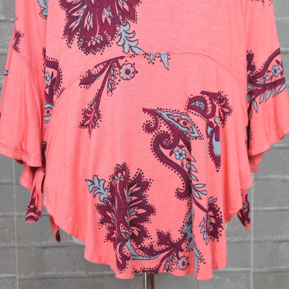 Free People Maui Wowie Coral Printed Kaftan Top - Picture 7 of 8